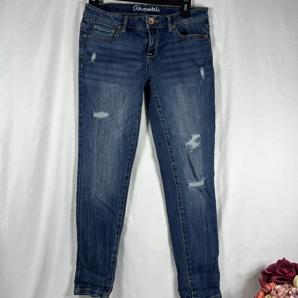 Aeropostale Womens Size 6  Short Lola Jeggings 5 Pockets‎ Denim